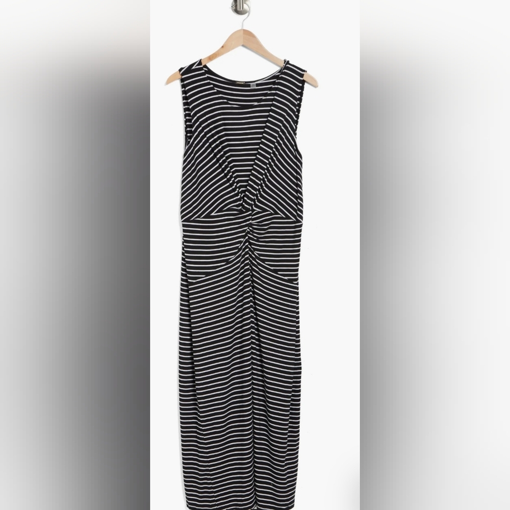T Tahari Black White Striped Twist Front Crew Neck Sleeveless Maxi Dress